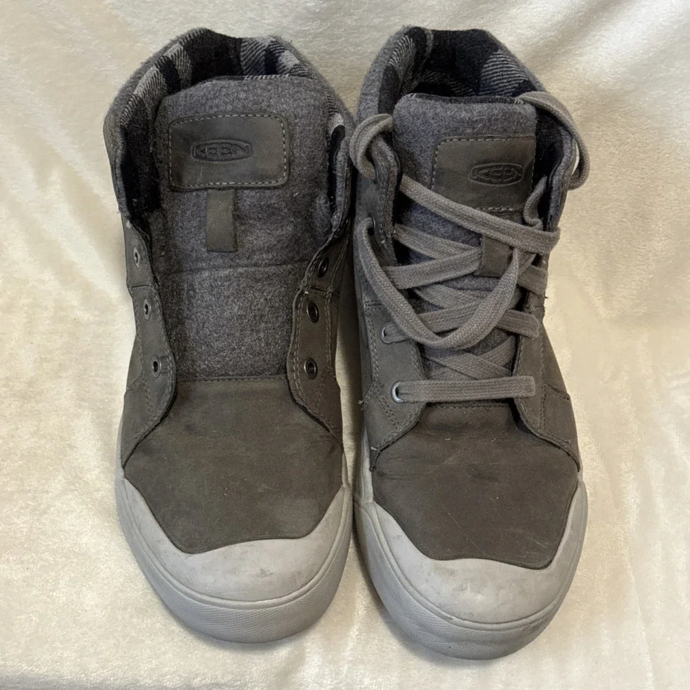 Keen brand Elena Mid boots Grey Leather Plaid Textile Rubber Toe Cap Sz9